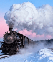 冬季森林中行驶的蒸汽火车880#横屏 