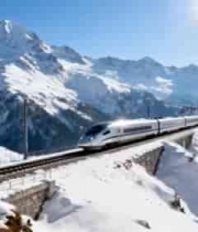  雪山高速列车穿行2649#横屏 	 