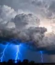  乌云密布闪电风暴2337#横屏 	 