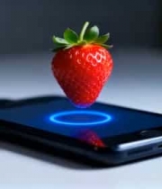  手机充电与悬浮草莓2147#横屏 