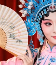  京剧花旦持扇亮相1218#横屏 	 