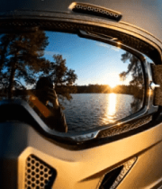 湖面落日映头盔948#横屏 