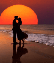 海边日落情侣拥吻766#横屏 