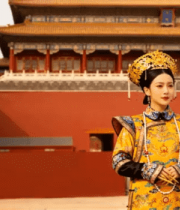 故宫前的清代皇后影像729#横屏 