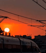 高铁夕阳下飞驰572#横屏 