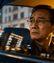 车内沉思的商务男士161#横屏 