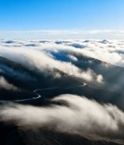 云海中蜿蜒公路航拍素材12462#横屏 