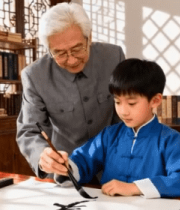 老人教小孩写毛笔字10948#横屏 