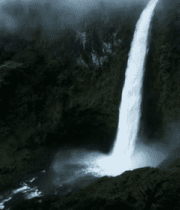 空中俯瞰森林中的瀑布景观2689#横屏 