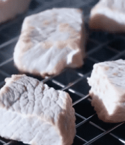 烤架上的牛肉食材特写11862#横屏 