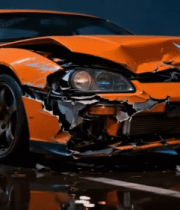夜晚橙色跑车撞车事故现场12351#横屏 
