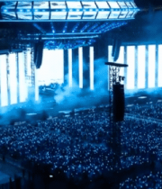 夜晚舞台及观众全景58#横屏 