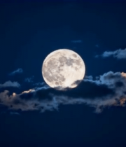 夜空满月与云朵景象(1)13228#横屏 