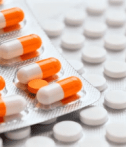 药品胶囊与药片特写素材5898#横屏 