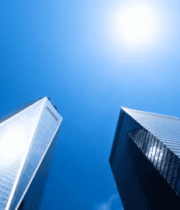 仰拍城市摩天大楼蓝天白云12801#横屏 