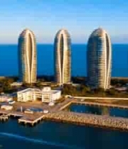 海边高楼建筑全景2806#横屏 