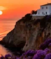 海边日落悬崖房屋与船只景观609#横屏 