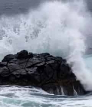 海浪拍打礁石场景4726#横屏 