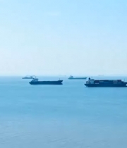 海上货轮航行全景3954#横屏 