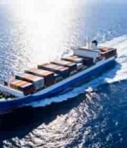 海上航行的集装箱货轮(1)526#横屏 