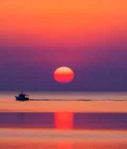 海上日落小船航行景象4868#横屏 