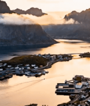 挪威峡湾小镇风光5532#横屏 