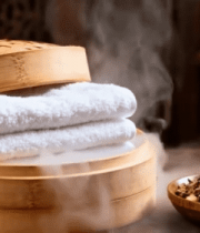 竹蒸笼内毛巾与中药材特写12716#横屏 