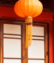 中式建筑挂饰橙色灯笼特写15053#横屏 