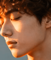 男人闭眼特写12919#横屏 