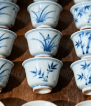 中式青花瓷茶杯特写素材1107#横屏 