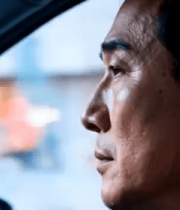 	 中年男子车内驾驶特写7434#横屏 