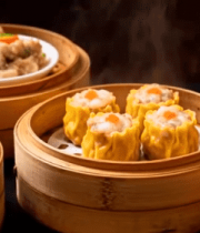 	 蒸笼装特色中式点心美食675#横屏 