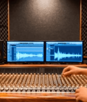 录音棚内音频混音设备素材3810#横屏 