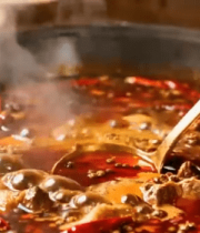 火锅锅底舀汤特写素材13966#横屏 