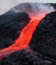 活火山岩浆流淌景象484#横屏 