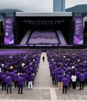 户外紫色主题活动人群场景11136#横屏 