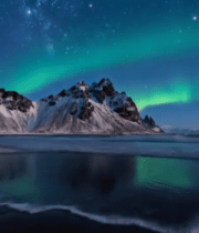 雪山下的极光夜景9821#横屏 