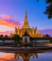 黄昏下的东南亚佛塔景观2438#横屏 