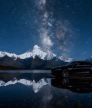 雪山湖畔星空下的汽车12123#横屏 