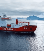 雪龙号极地科考船海上航行13747#横屏 