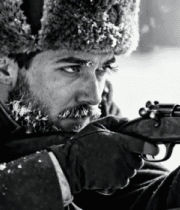 雪地持枪瞄准的男子3348#横屏 