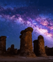 星空下的奇特地貌景观2691#横屏 