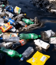 河道内垃圾堆积场景10371#横屏 