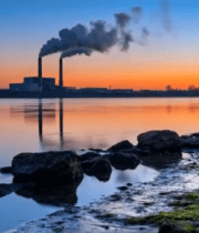 河畔工厂日落时分景象5435#横屏 