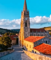 小镇教堂与房屋全景2598#横屏 