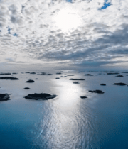 航拍海上群岛与天空景象6473#横屏 