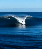 海洋冲浪者在浪中穿梭10719#横屏 