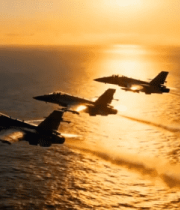 海上战斗机飞行编队6467#横屏 