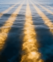 	 海上阳光照射波光粼粼水面14506#横屏 
