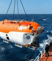 海上船只吊运潜水器14631#横屏 